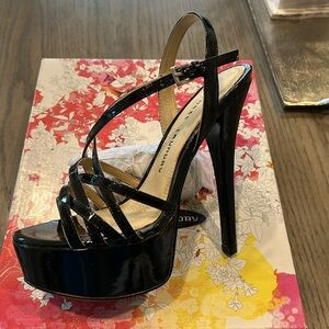 Chinese Laundry Tippy Top Black Heels